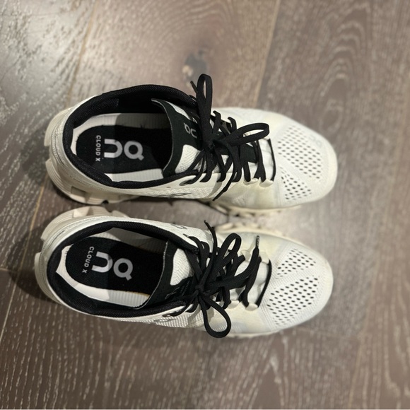 ON CLOUD X II White/Black Women Running Shoes - Picture 3 of 5